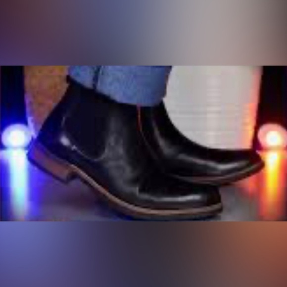 NWT HX LONDON MEN’S BLACK LEATHER CHELSEA BOOT, size 8 uk 🇬🇧 - Picture 1 of 7